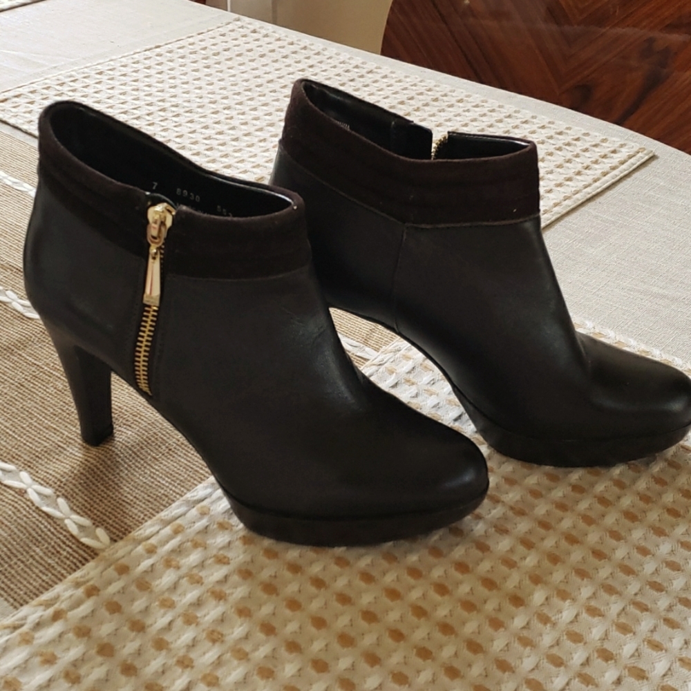 Ankle booties